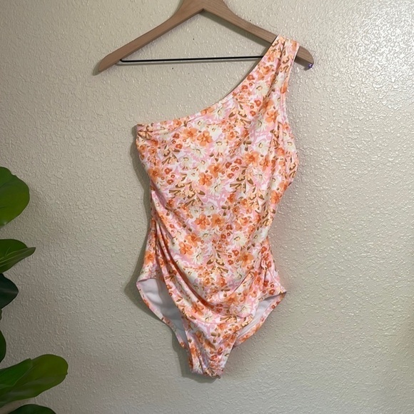 Kona Sol Other - Kona sole peachy floral one shoulder swimsuit